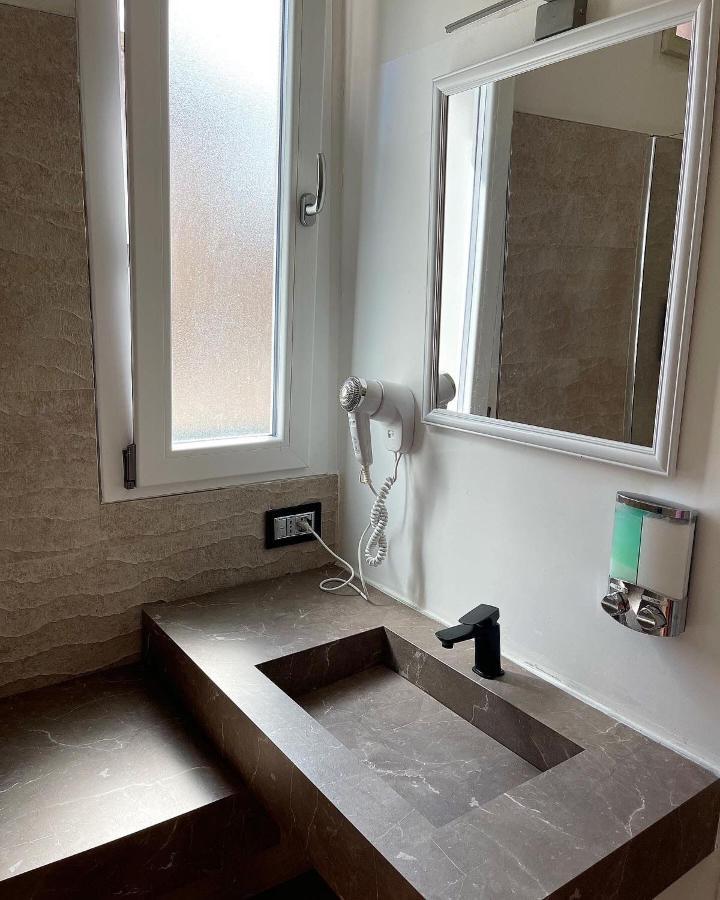 Dolce Vita Suite Алгеро Екстериор снимка
